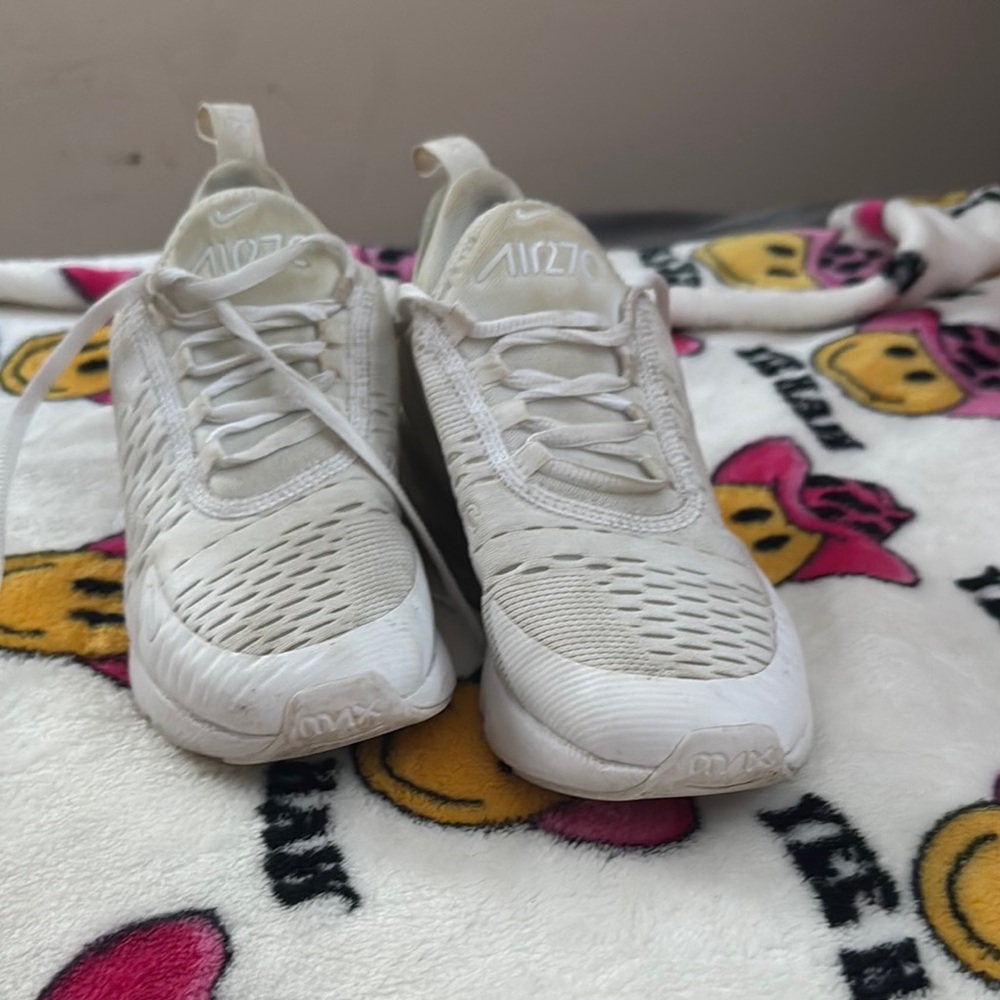 Kids Cream Sneakers